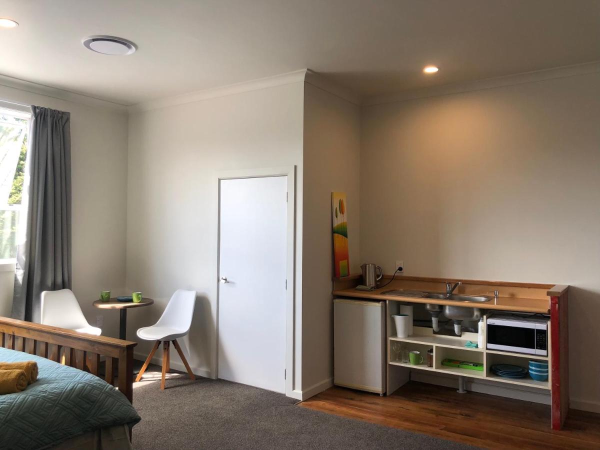 Cosy Studio Perfect For A Couple At Historic Town Raetihi Bagian luar foto